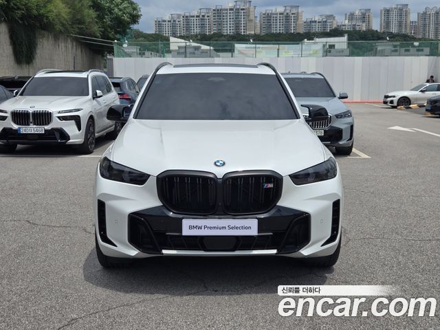 BMW X5 M60i — пробег 4 560 км — фото 3 из 5