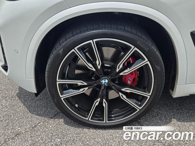 BMW X5 M60i — пробег 4 560 км — фото 5 из 5