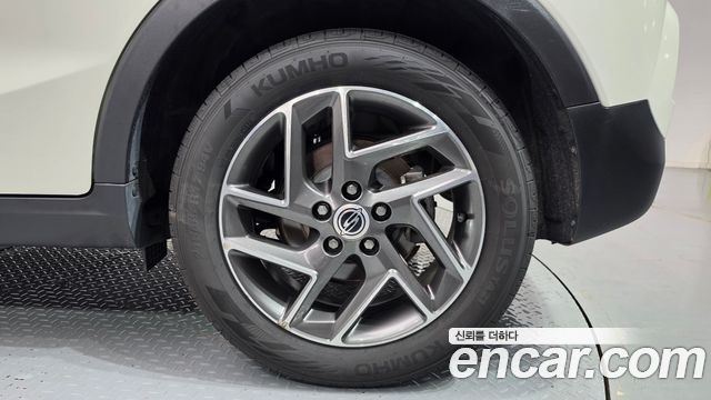 Ssangyong TIBOLI из Кореи Encar