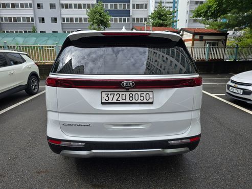 Kia Carnival Diesel 9-Seater Noblesse — пробег 83 000 км — фото 5 из 5