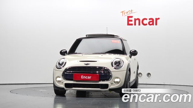 Mini Cooper Standard 3rd — пробег 99 998 км — фото 3 из 5