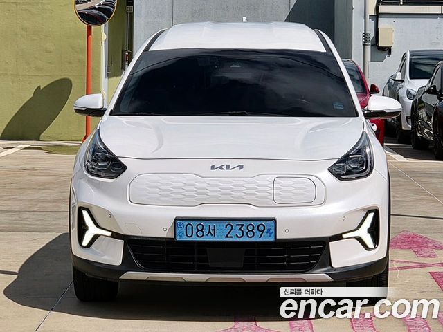 Kia Niro Earth — пробег 110 333 км — фото 2 из 5