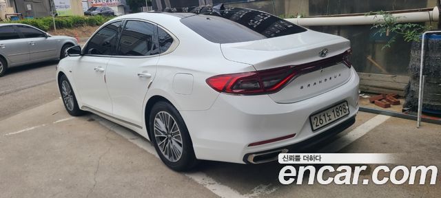Hyundai Grandeur из Кореи Encar