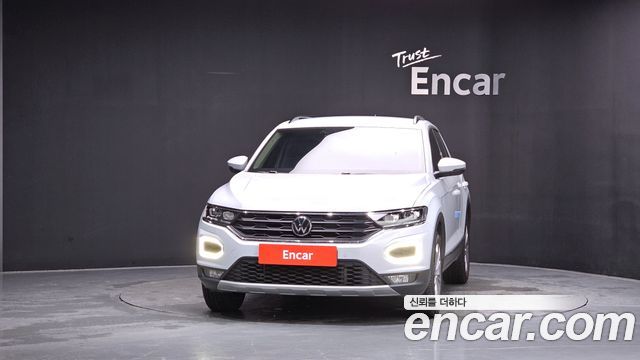 Volkswagen T-Roc 2.0 TDI Style — пробег 43 854 км — фото 3 из 5