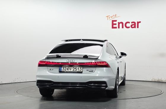 Audi A7 50 TDI Quattrp Premium — пробег 43 855 км — фото 4 из 5