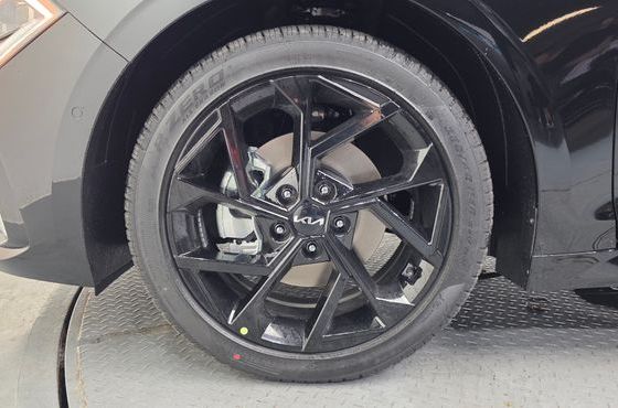 Kia K5 2.0 Signature — пробег 49 км — фото 5 из 5