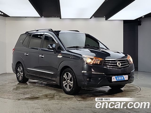 Ssangyong KORANDO 4WD GT 9-seater — пробег 126 758 км — фото 2 из 5