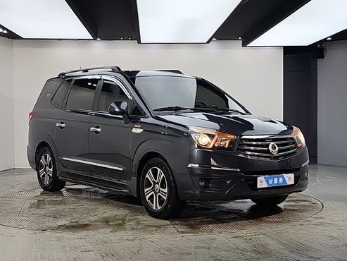 Ssangyong KORANDO 4WD GT 9-seater — пробег 126 758 км — фото 2 из 5
