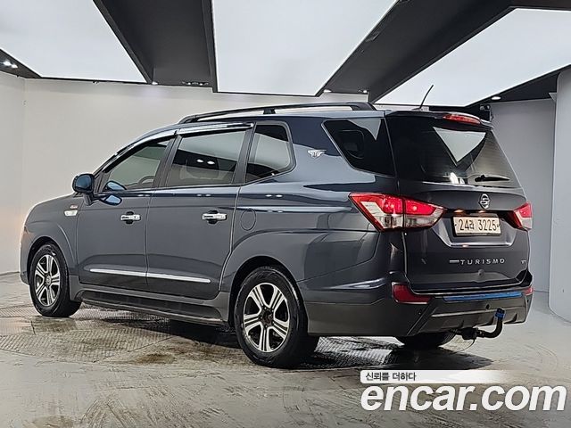 Ssangyong KORANDO 4WD GT 9-seater — пробег 126 758 км — фото 3 из 5