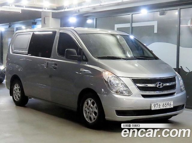 Hyundai Starex 5-Seater VAN CVX Deluxe — пробег 170 523 км — фото 2 из 5