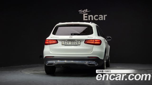 Mercedes-Benz GLC-Class GLC220 d 4MATIC — пробег 108 182 км — фото 4 из 5