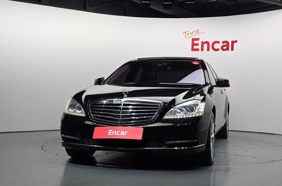 Mercedes-Benz S-Class S500L BlueEFFICIENCY 4MATIC — пробег 204 624 км — фото 3 из 5