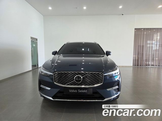 Volvo XC60 B5 Ultra Bright Air Sus — пробег 2 642 км — фото 3 из 5