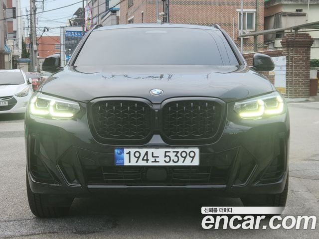 BMW X4 xDrive20i M Sport — пробег 15 000 км — фото 2 из 5
