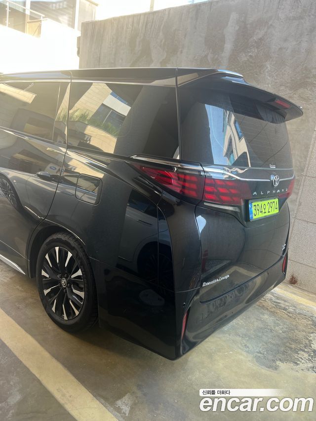 Toyota Alphard 2.5 HEV Executive AWD — пробег 14 175 км — фото 5 из 5
