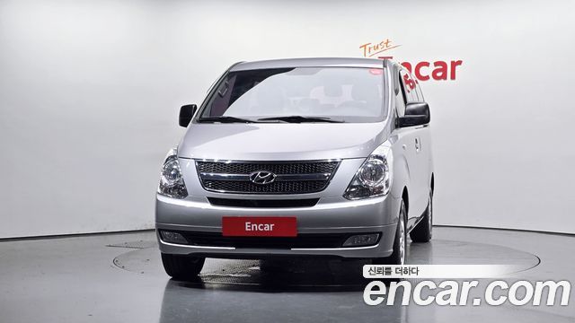 Hyundai Starex 12-Seater Wagon CVX Premium — пробег 187 591 км — фото 3 из 5