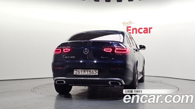 Mercedes-Benz GLC-Class GLC300 4MATIC Premium Coupe — пробег 52 236 км — фото 4 из 5