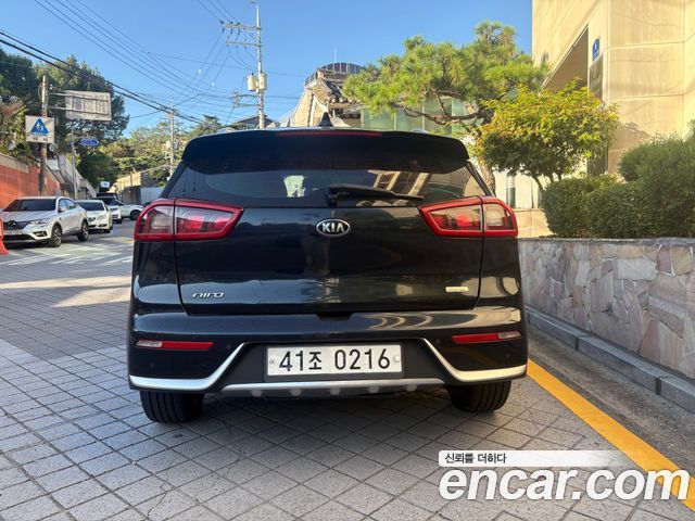 Kia Niro из Кореи Encar