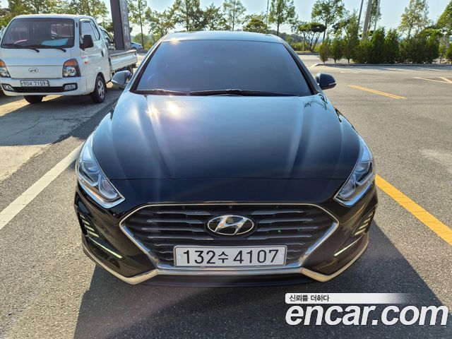 Hyundai Sonata 2.0 Smart Choice — пробег 190 000 км — фото 2 из 5