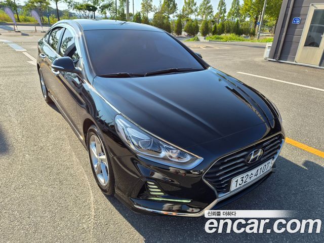Hyundai Sonata 2.0 Smart Choice — пробег 190 000 км — фото 3 из 5