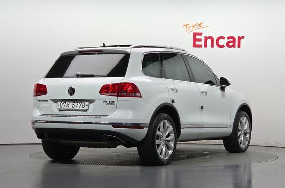 Volkswagen Touareg V6 3.0 TDI Bluemotion Premium 7P5 — пробег 187 269 км — фото 2 из 5