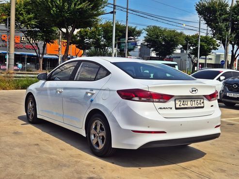 Hyundai AVANTE 1.6 GDI Smart — пробег 172 894 км — фото 3 из 5