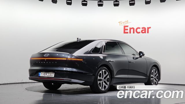 Hyundai Grandeur из Кореи Encar