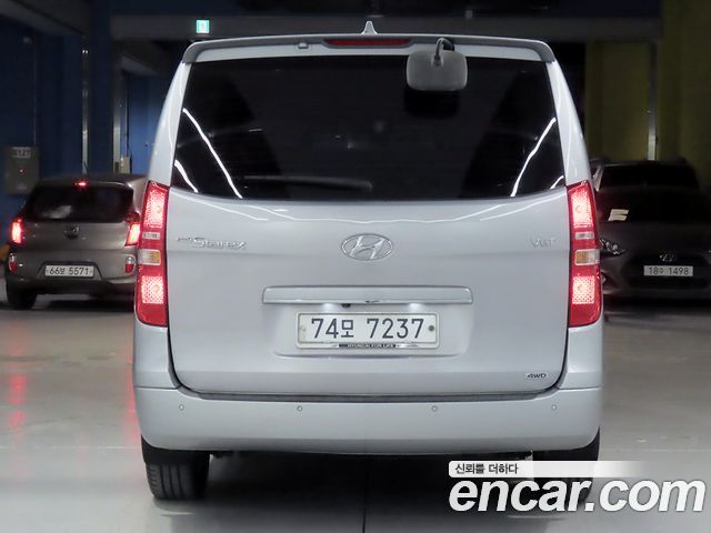 Hyundai Starex 4WD Wagon 11-Seater Modern — пробег 116 000 км — фото 3 из 5