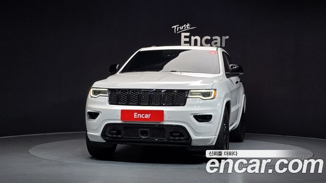 Jeep Cherokee 3.0 Diesel Overland WK2 — пробег 104 107 км — фото 3 из 5