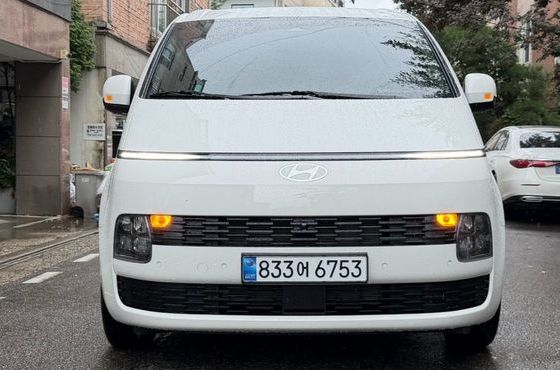 Hyundai Staria L3.5 Cargo 5-Seater Modern — пробег 800 км — фото 1 из 5