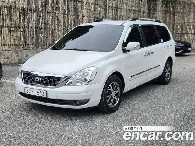 Kia Carnival New Carnival Limousine GLX High-Deluxe — пробег 148 000 км — фото 1 из 5