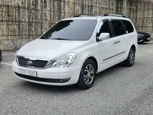 Kia Carnival New Carnival Limousine GLX High-Deluxe — пробег 148 000 км — фото 1 из 5