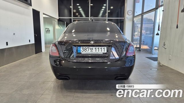 Rolls-Royce Ghost 6.7 V12 — пробег 9 140 км — фото 4 из 5