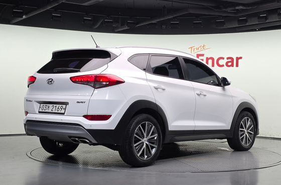 Hyundai Tucson Diesel 2.0 2WD Modern — пробег 218 990 км — фото 2 из 5