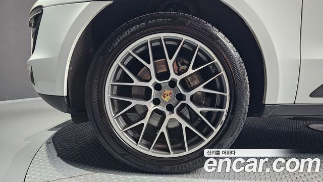 Porsche Macan из Кореи Encar