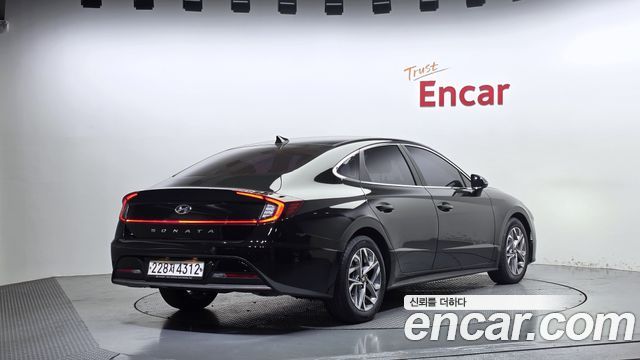 Hyundai Sonata 2.0 Premium — пробег 69 982 км — фото 2 из 5