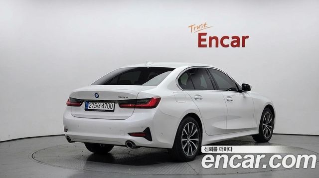 BMW 3-Series из Кореи Encar