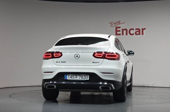 Mercedes-Benz GLC-Class GCL300 4MATIC Coupe — пробег 31 790 км — фото 4 из 5