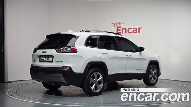 Jeep Cherokee из Кореи Encar
