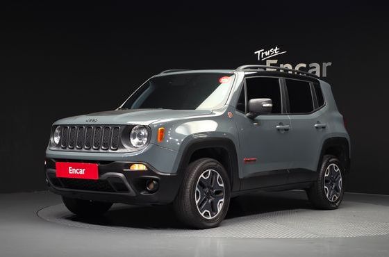 Jeep Renegade 2.0 Diesel Tailhawk AWD — пробег 82 866 км — фото 1 из 5