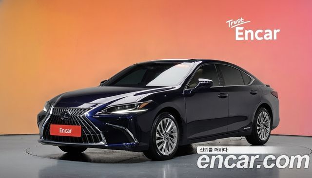 Lexus ES Executive — пробег 6 296 км — фото 1 из 5