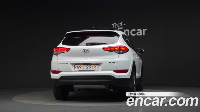 Hyundai Tucson Diesel 1.7 2WD Modern — пробег 158 913 км — фото 4 из 5
