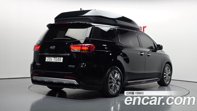 Kia Carnival из Кореи Encar