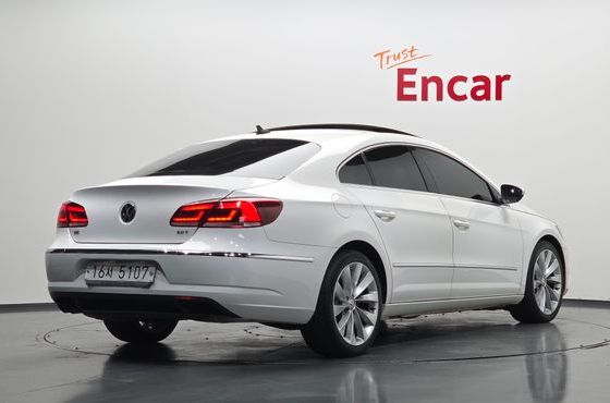 Volkswagen CC 2.0 TSI — пробег 107 156 км — фото 2 из 5