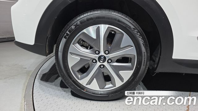 Kia Niro Taxi — пробег 207 468 км — фото 5 из 5