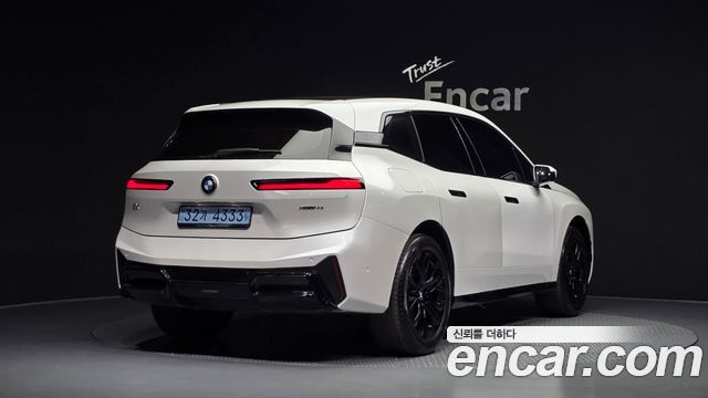 BMW iX из Кореи Encar