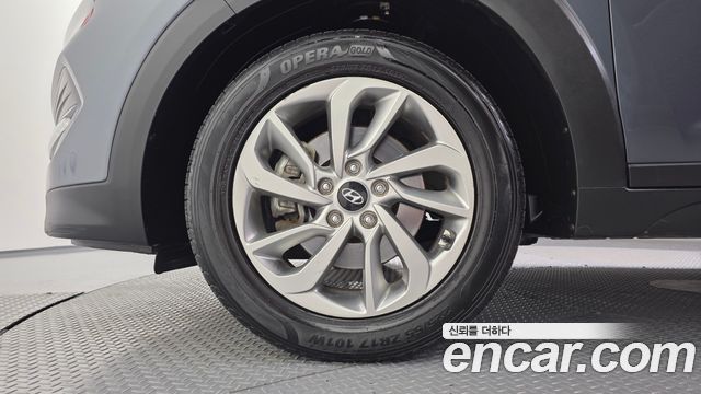 Hyundai Tucson из Кореи Encar