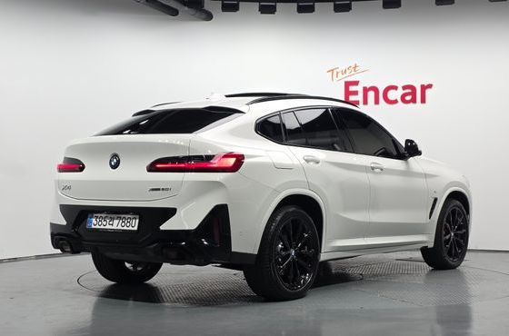 BMW X4 xDrive20i M Sport Pro Special Edition — пробег 18 725 км — фото 2 из 5