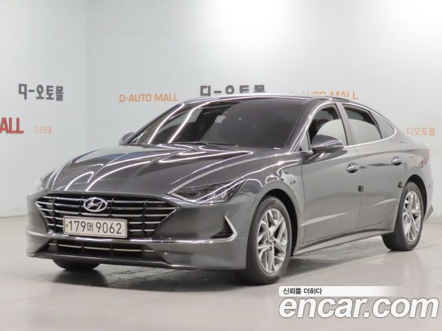 Hyundai Sonata 2.0 Premium Family — пробег 133 662 км — фото 1 из 5
