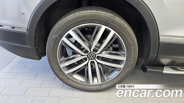 Volkswagen Tiguan 2.0 TDI Prestige — пробег 123 641 км — фото 5 из 5